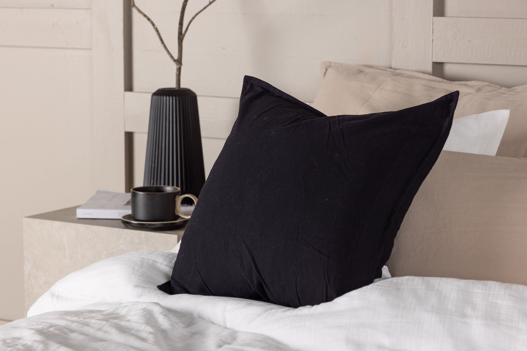 Ronja Kuddfodral 45x45, Svart