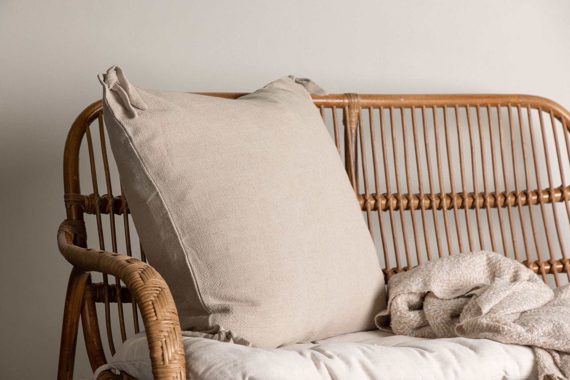 Nora Kuddfodral 60x60, Beige