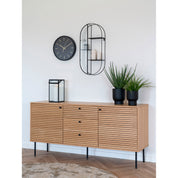 Newcastle hylla, Svart