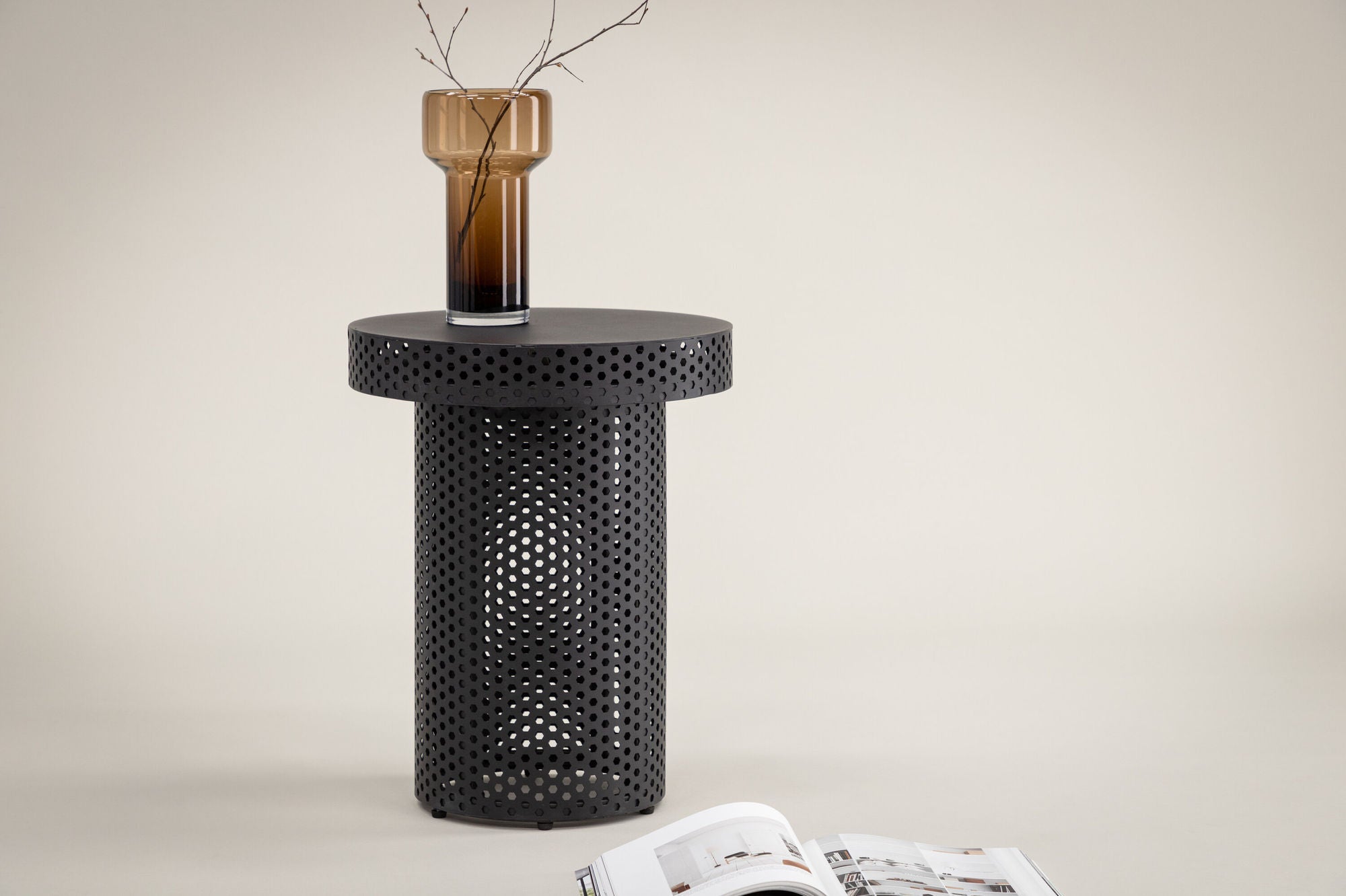 Bearsden x Josefin Lustig Sidobord, Svart