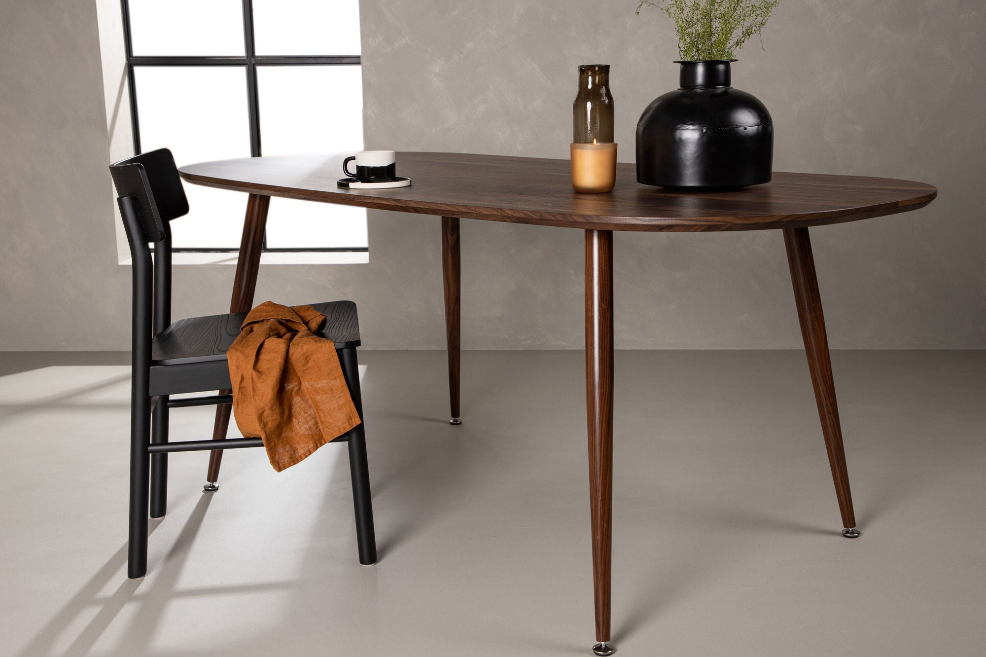 Sally Matbord Oval, 180cm