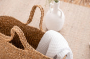 Poppy Korg, Jute