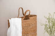 Poppy Korg, Jute