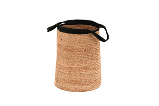 Poppy Korg, Jute
