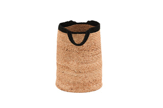 Poppy Korg, Jute