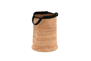 Poppy Korg, Jute