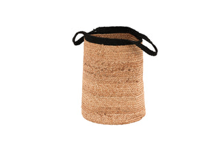 Poppy Korg, Jute