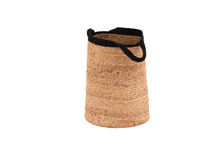 Poppy Korg, Jute