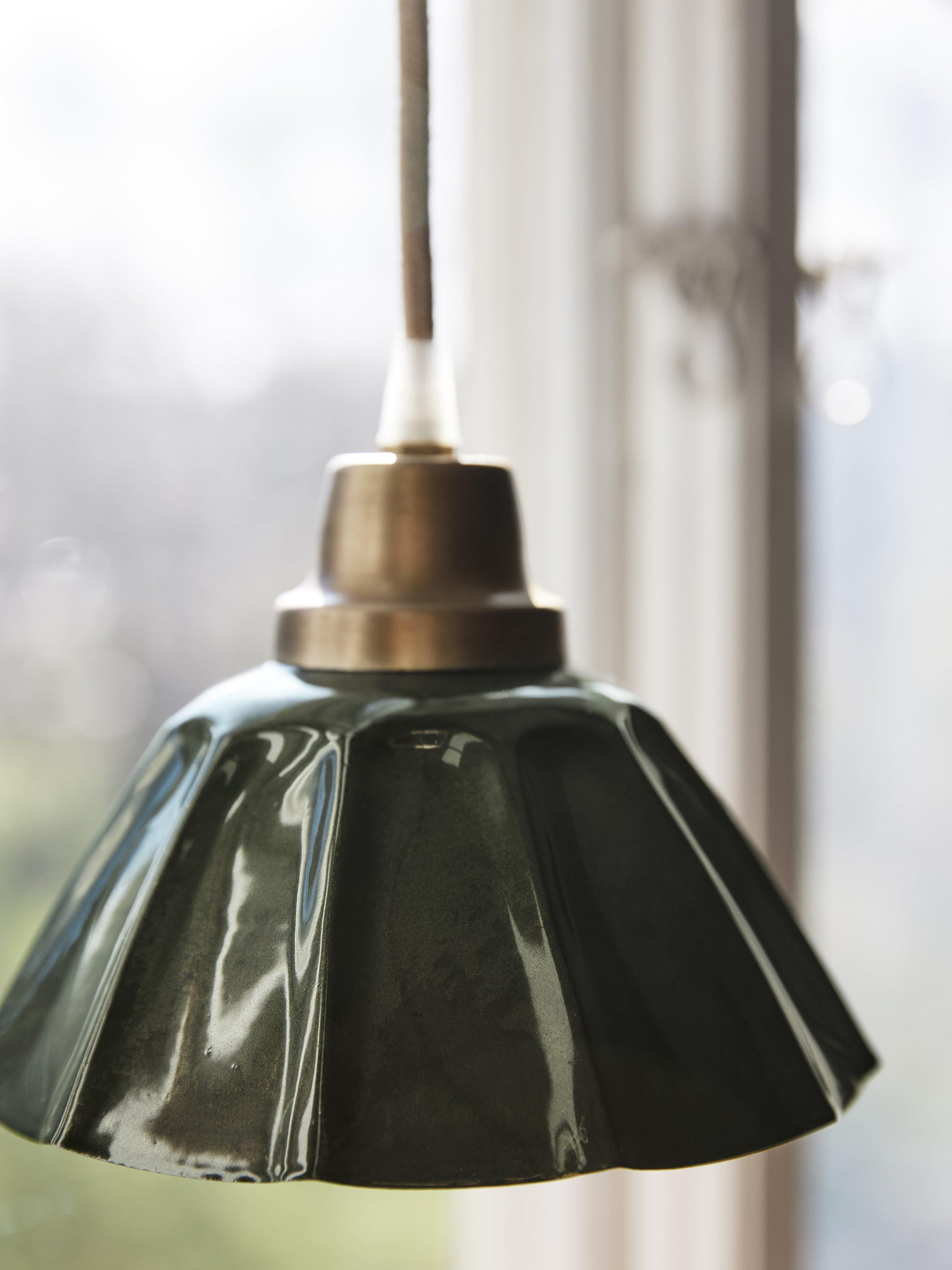 Ester fönsterlampa Mörkgrön 17cm