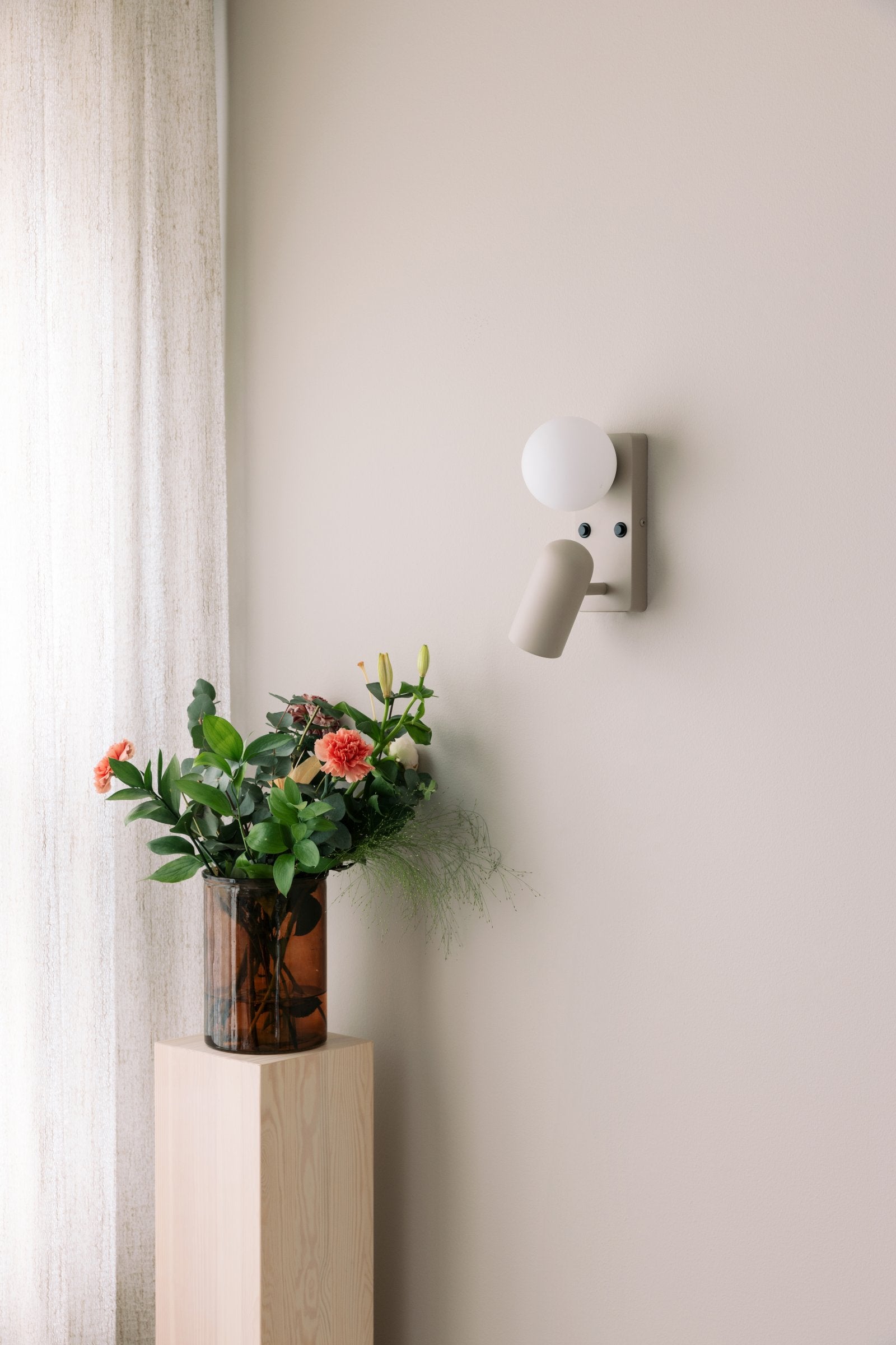 Vägglampa Doppio Beige