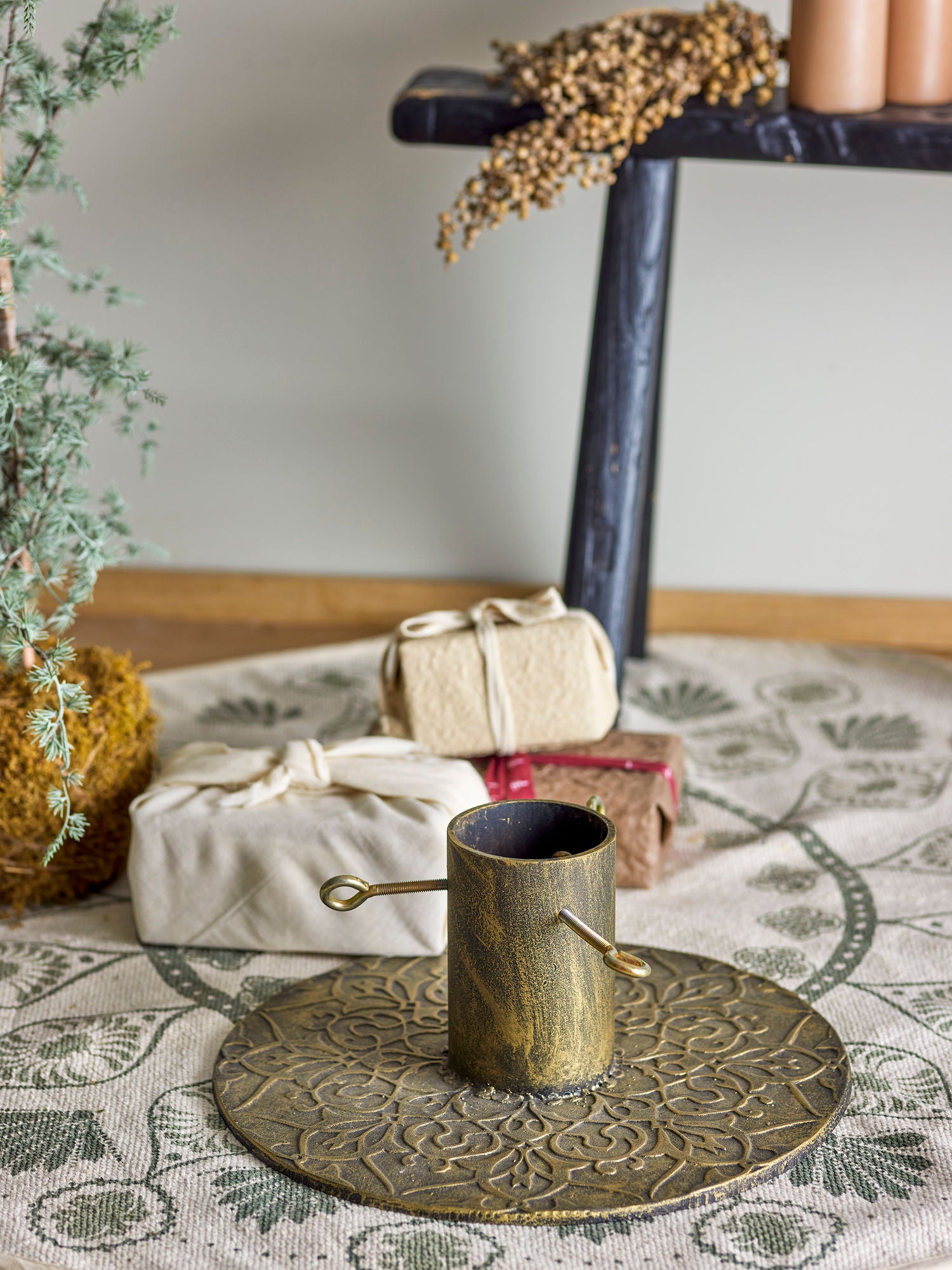 Kayra Julgransfot, Mässing