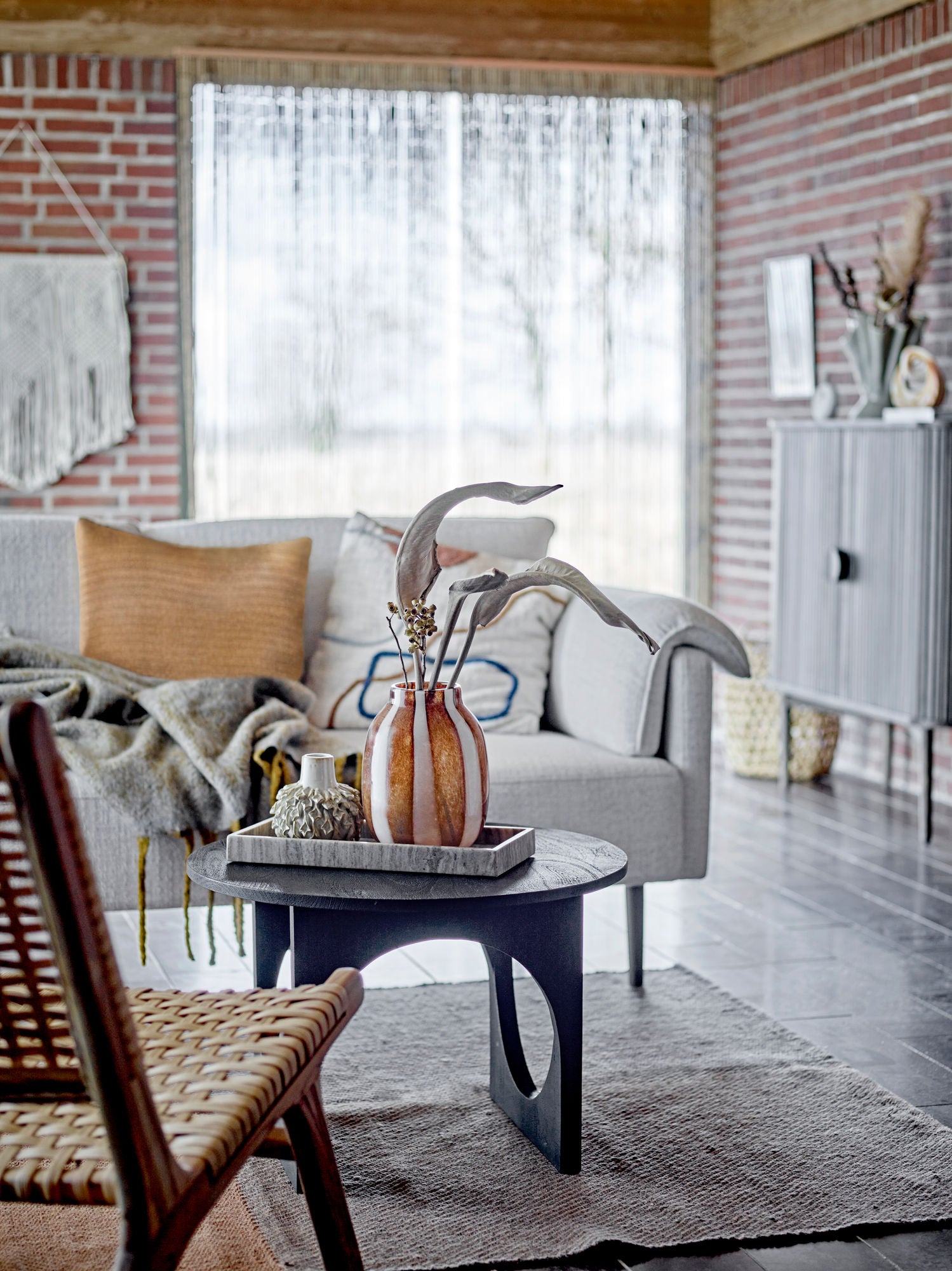 Chesham Soffa, Vit