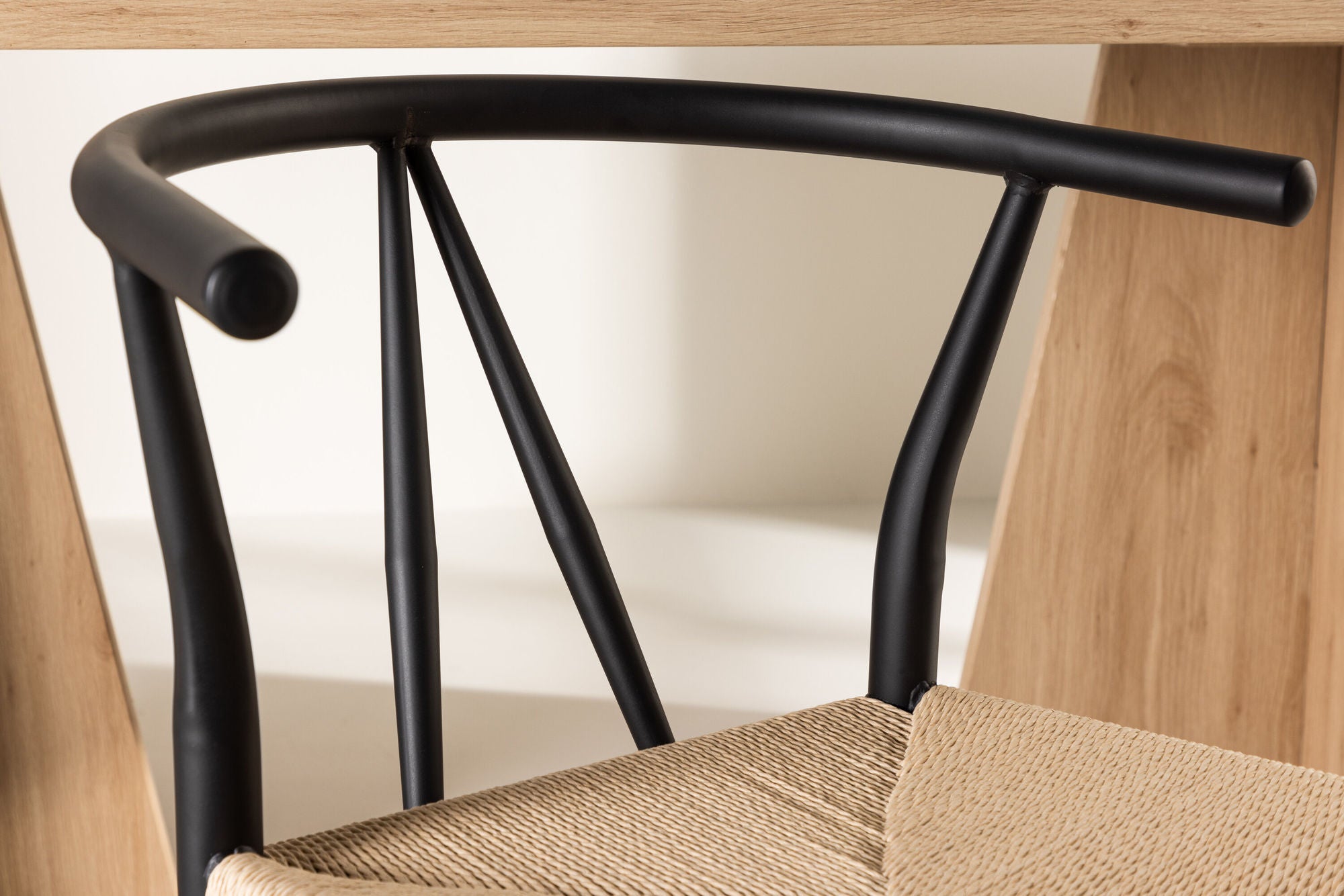 Alfons Matstol, Svart/Beige