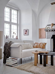 Chesham Soffa, Vit