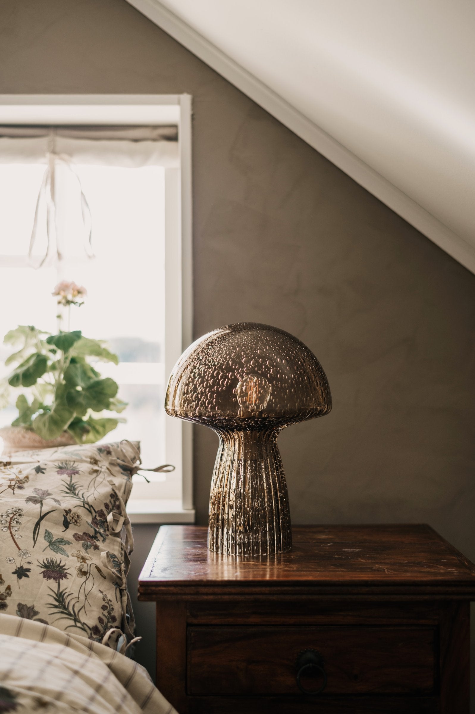 Bordslampa Fungo 22 Special Edition Brun