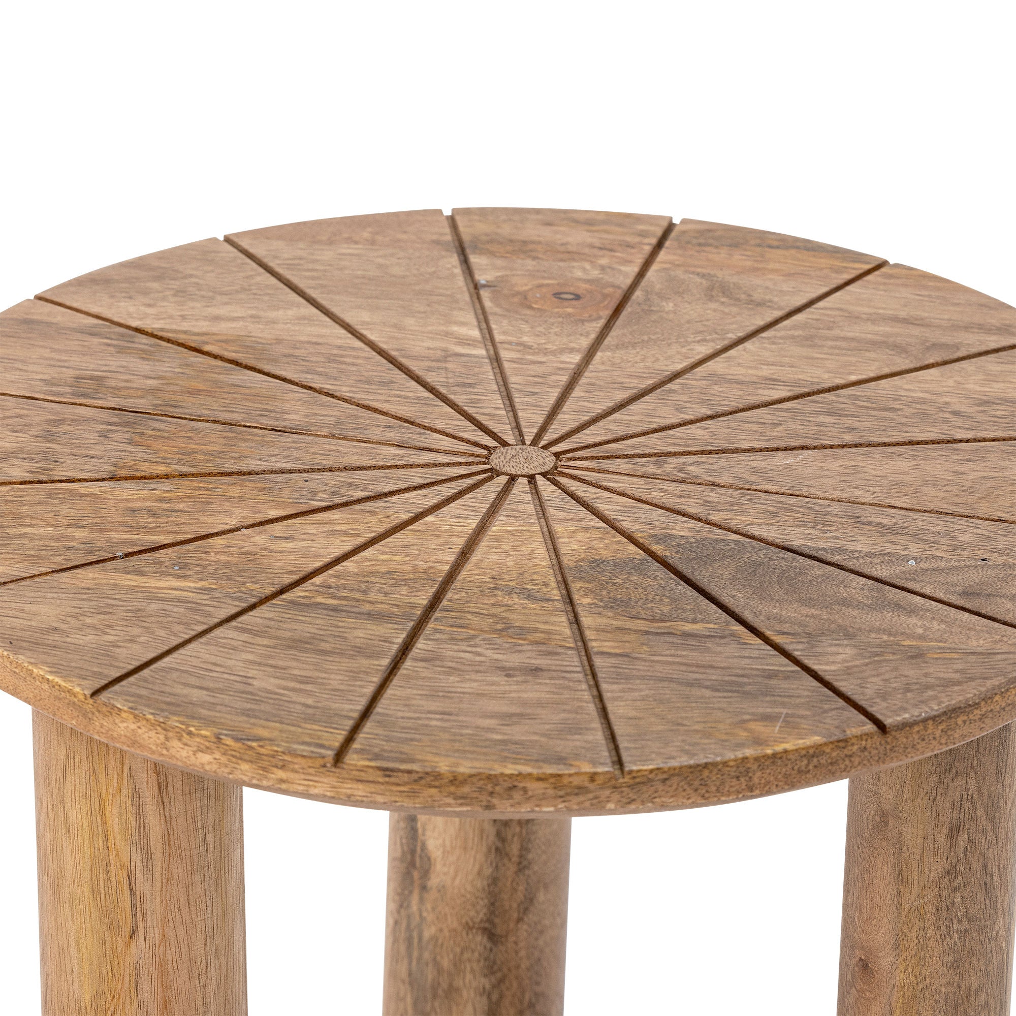 Stella Sidobord Mango, Natur