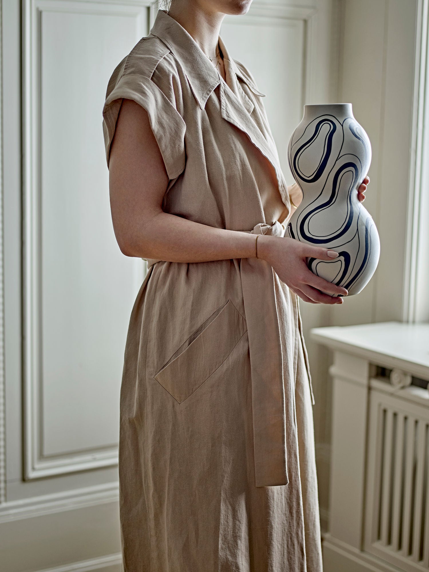 Nicola Vas, Svart