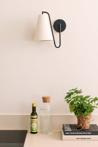Vägglampa Lou Bouclé Vit/Svart