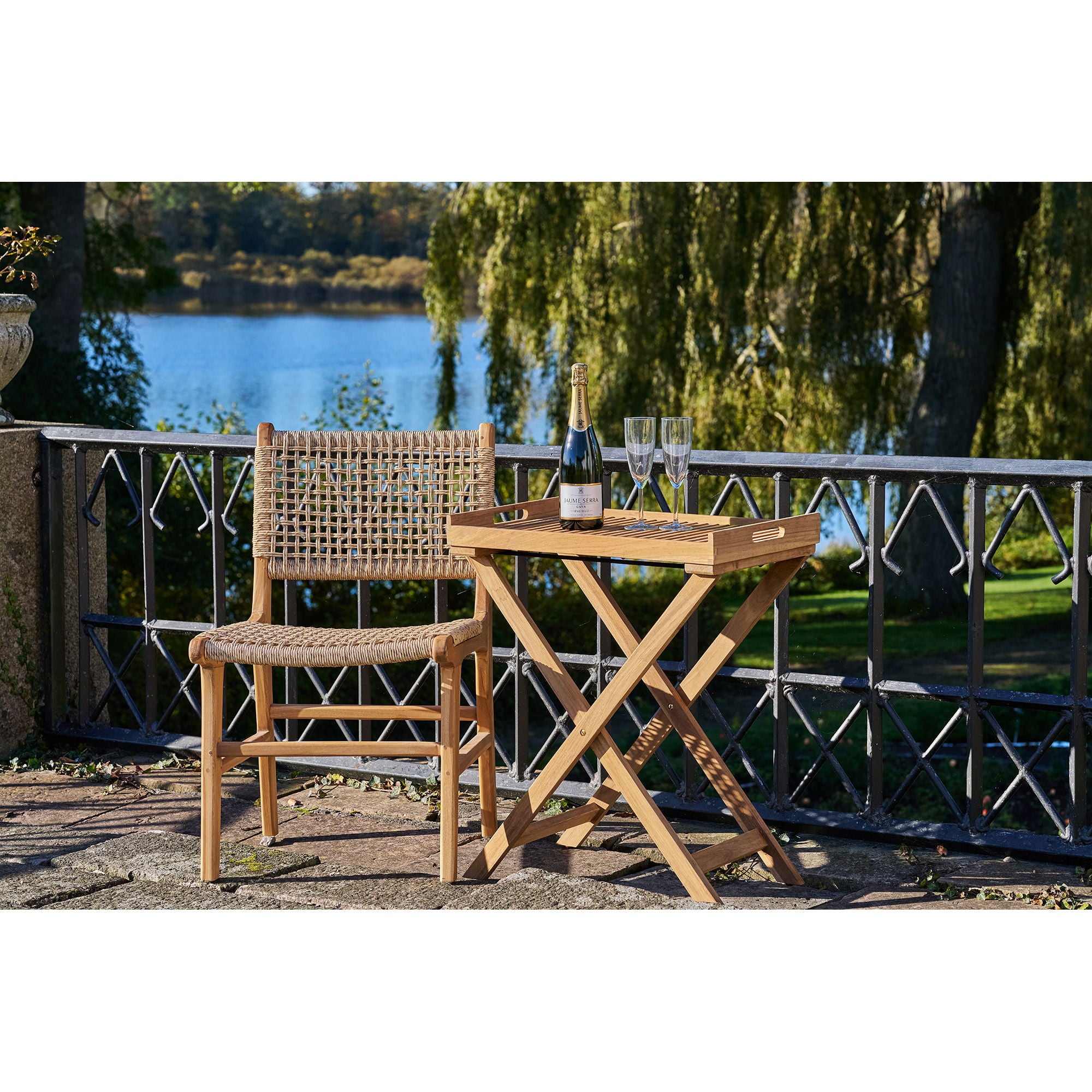 Ronda brickbord, Teak