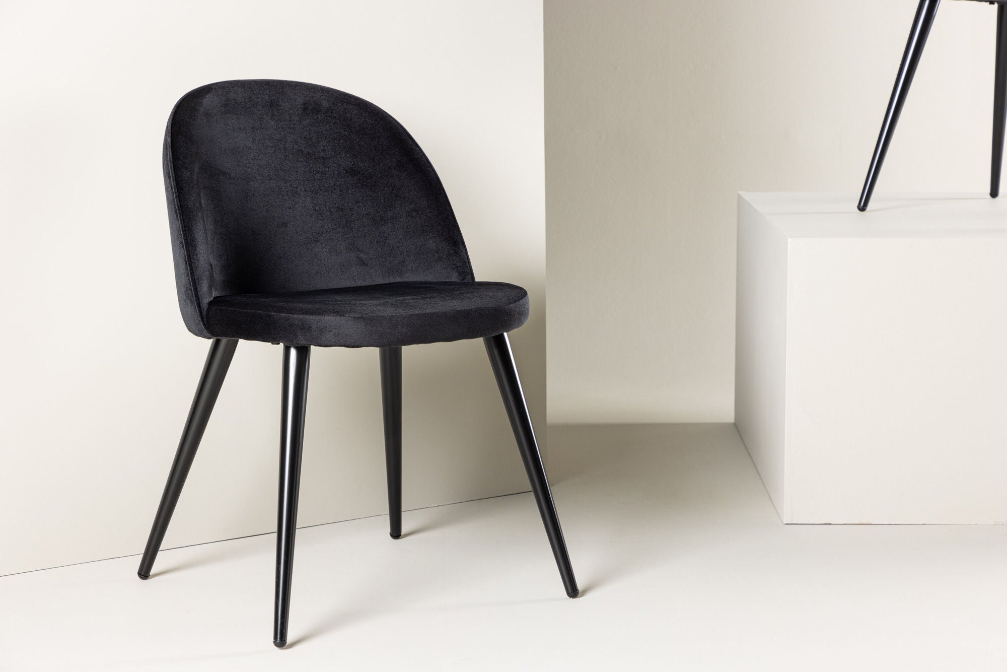 Vinga Matstol Sammet Svart, 2-Pack
