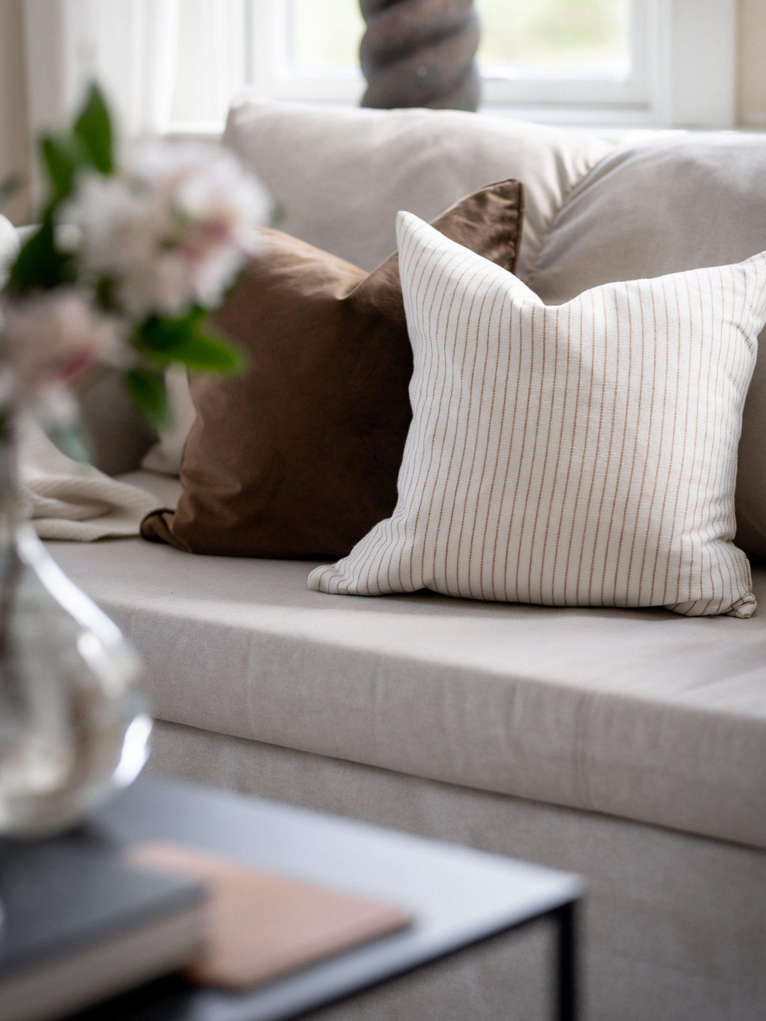 Elise Kuddfodral Brun 45x45cm