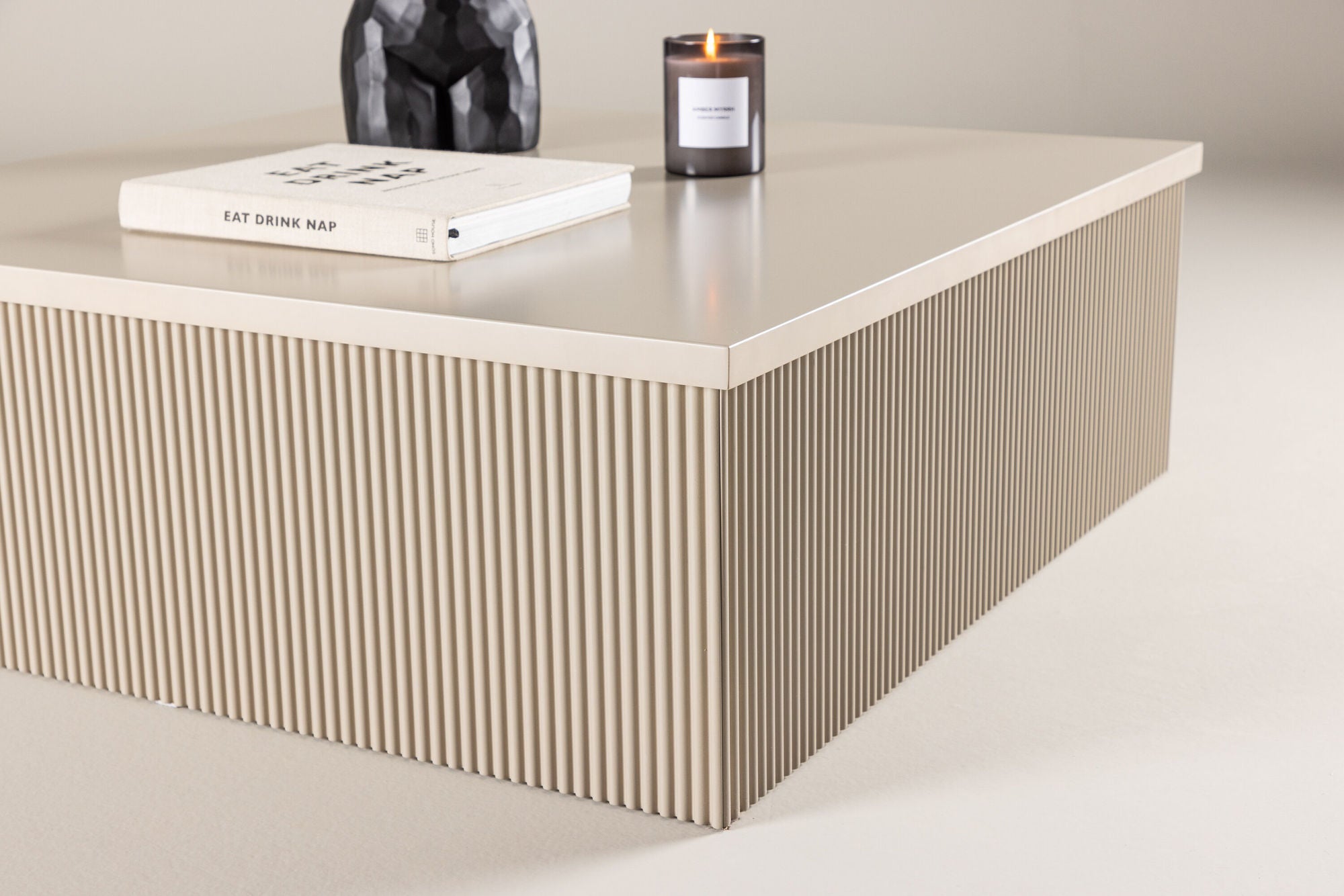 Lana Soffbord, Beige