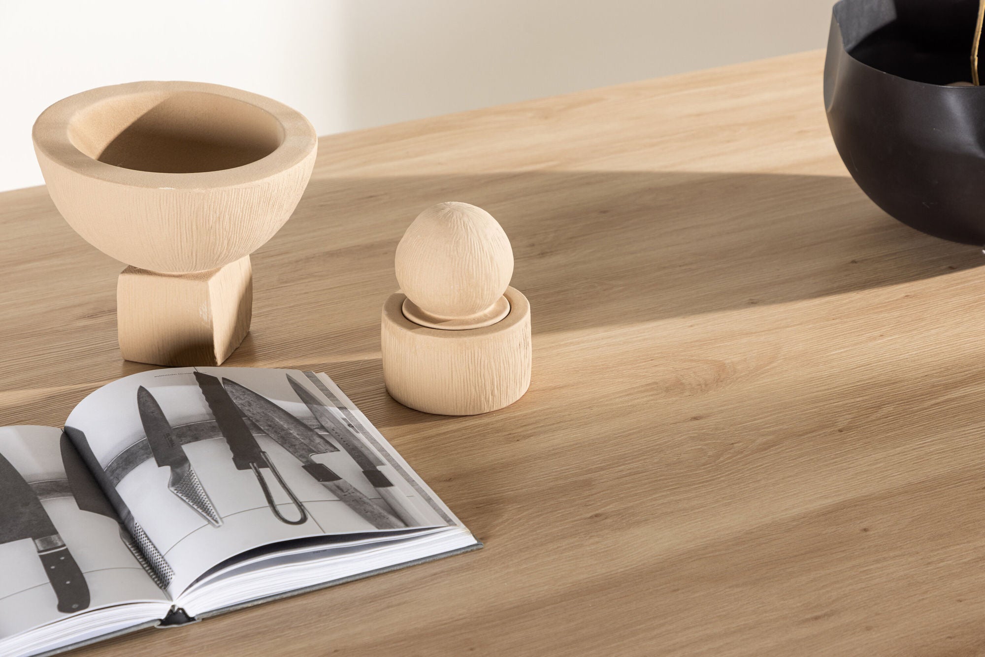 Bell Matbord, Natur
