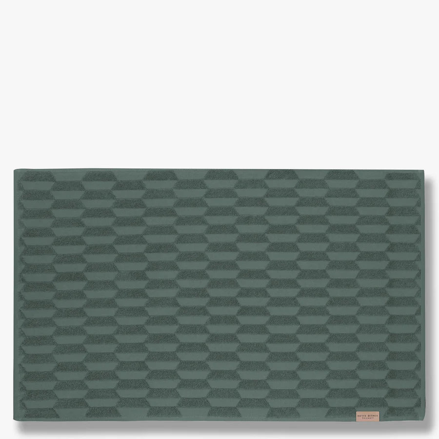 GEOBMB65_900x_eba08ce2-0c95-4207-bb56-aad85c9e3c90.webp