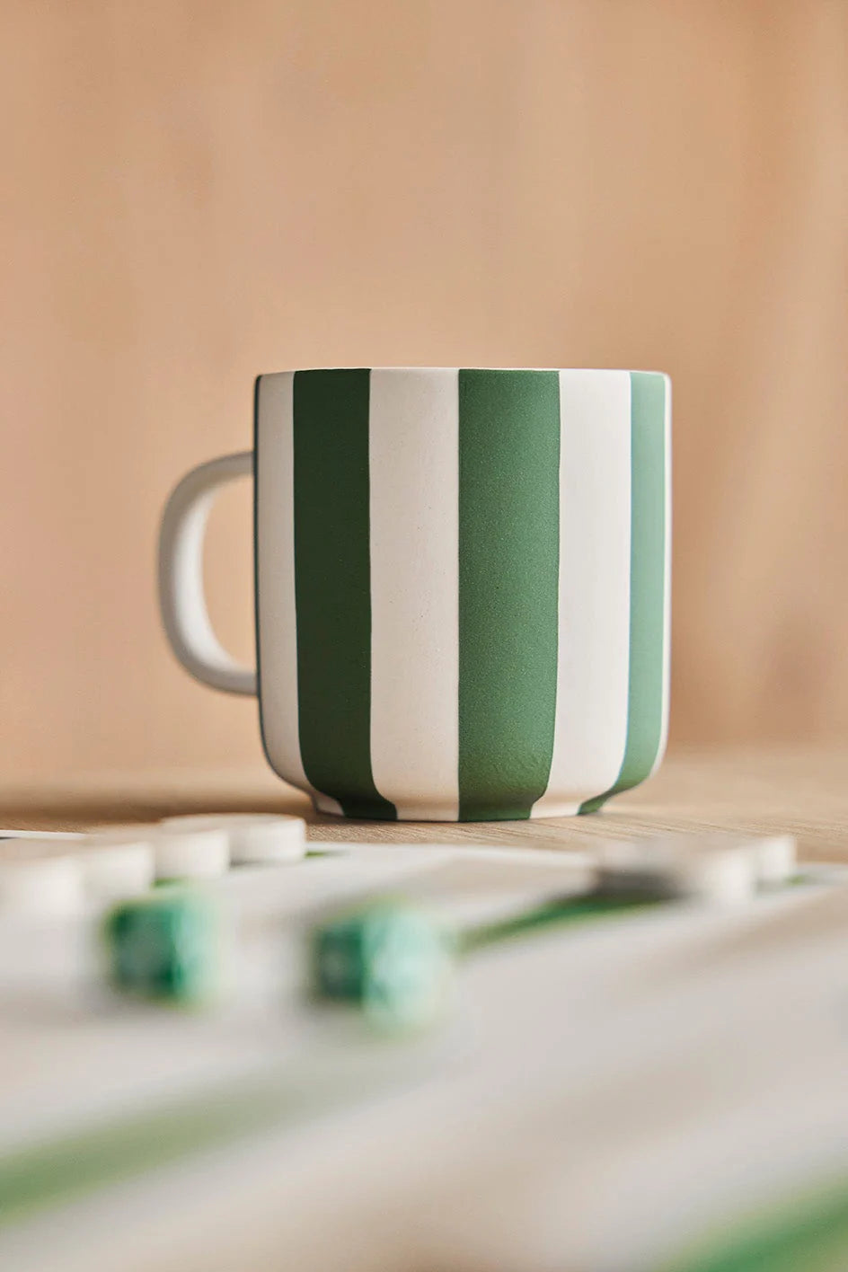 Toppu Mugg, Offwhite