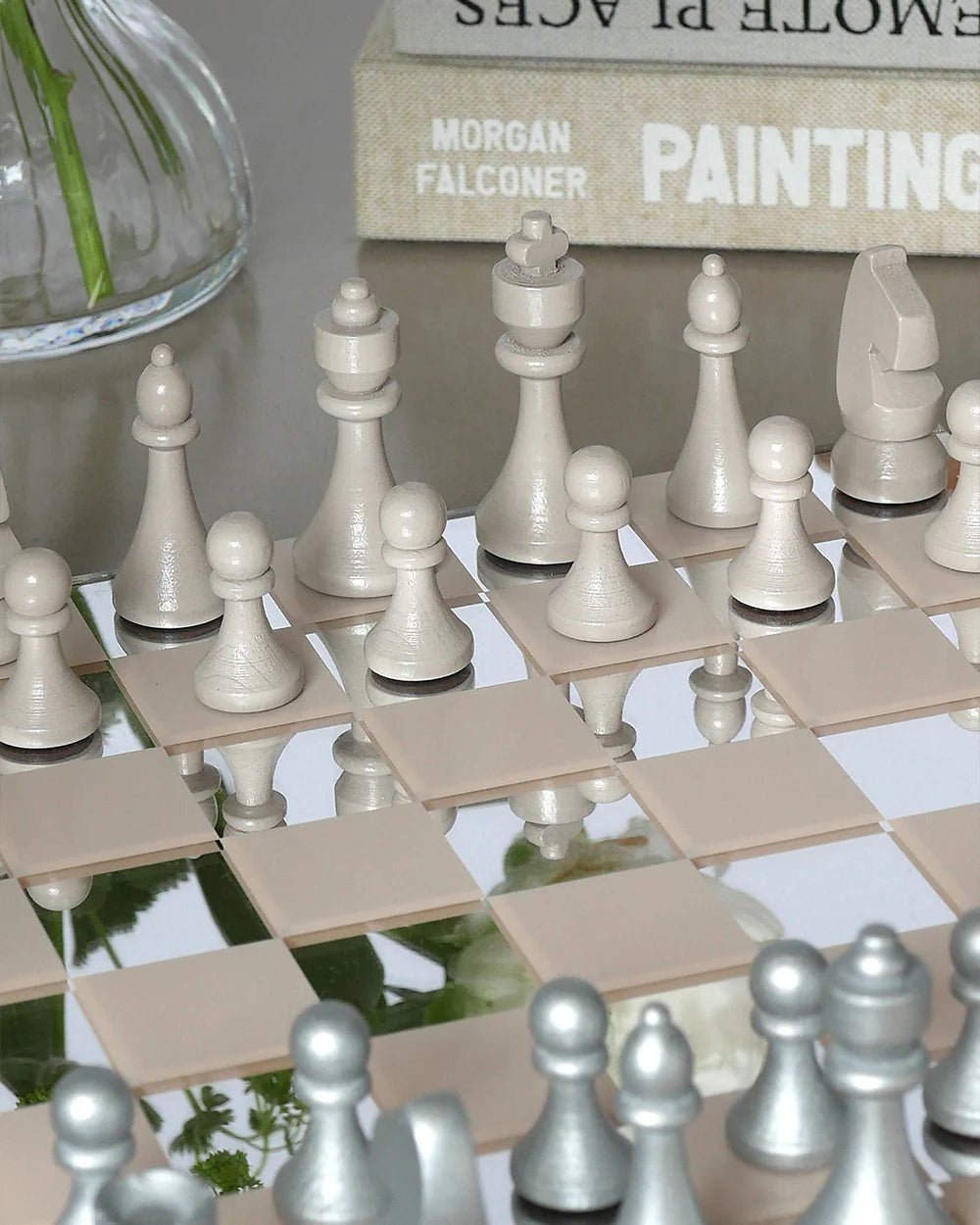 Classic - Art Of Chess, Mirror