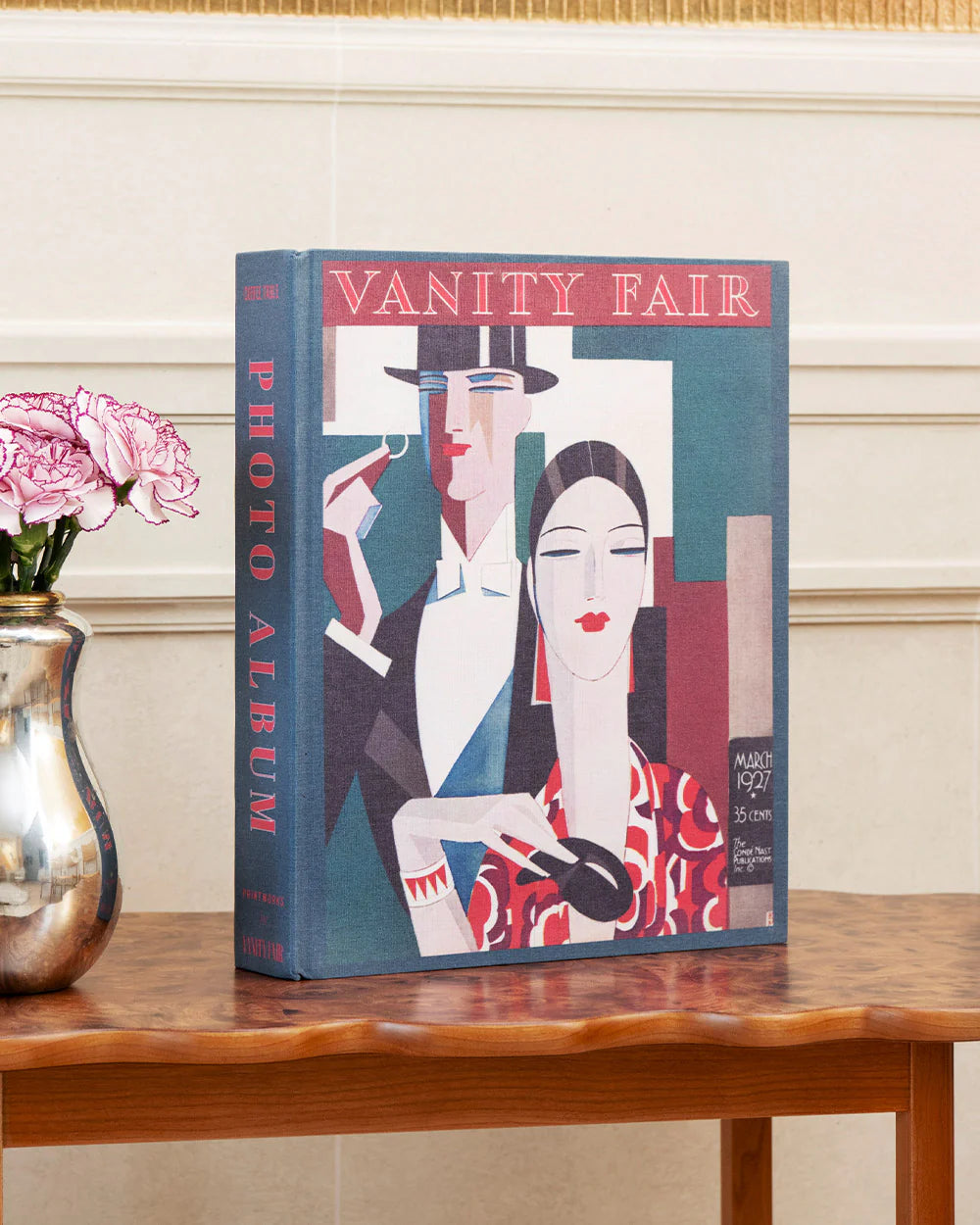 Photo Album Vanity Fair - March 1927 Cover