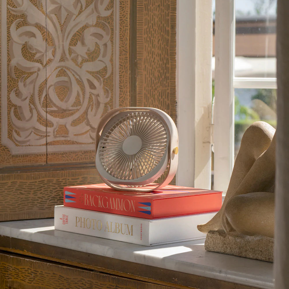 Printworks_TableFan_WoodBeige_mood_4.webp