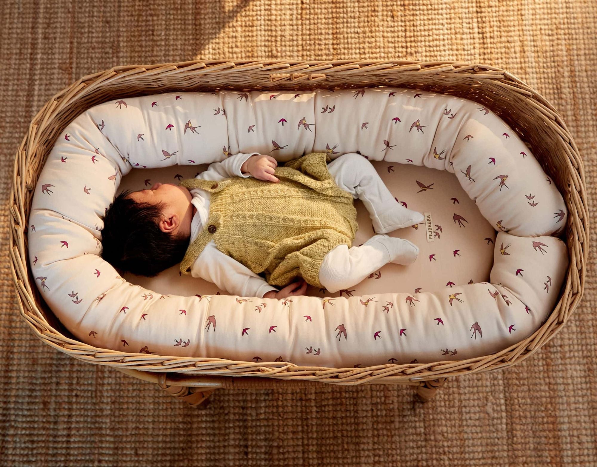 Babynest, Dancing Swallow Rose