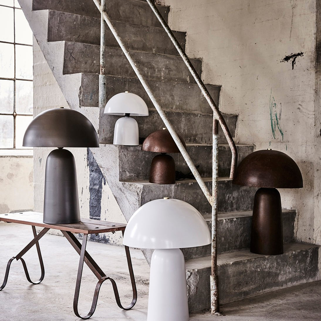 Affari of Sweden FUNGI Bordslampa L, Vit - Azalea Home