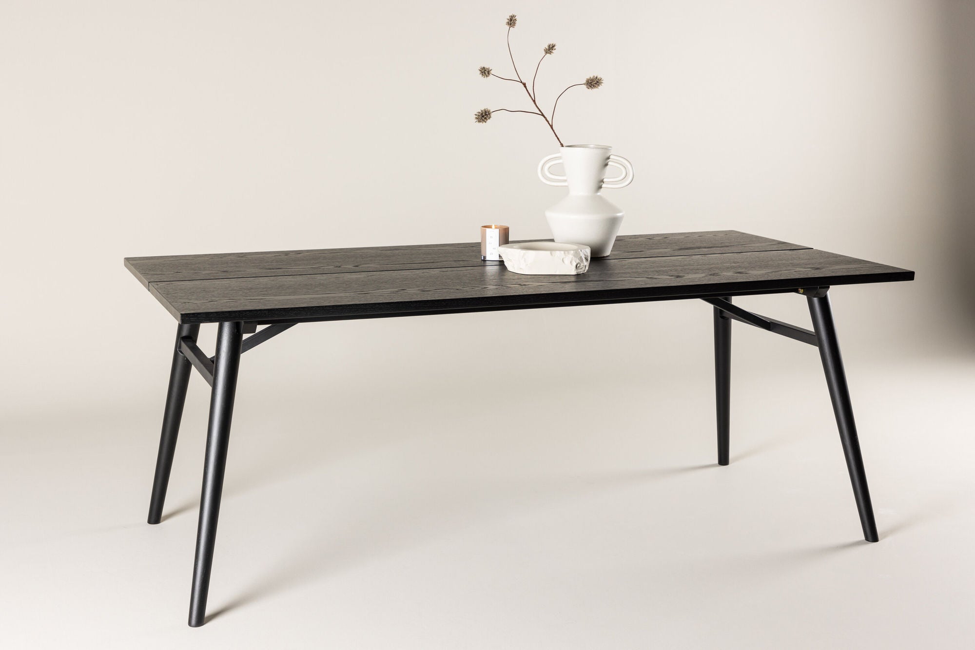 Sleek Matbord, Svart