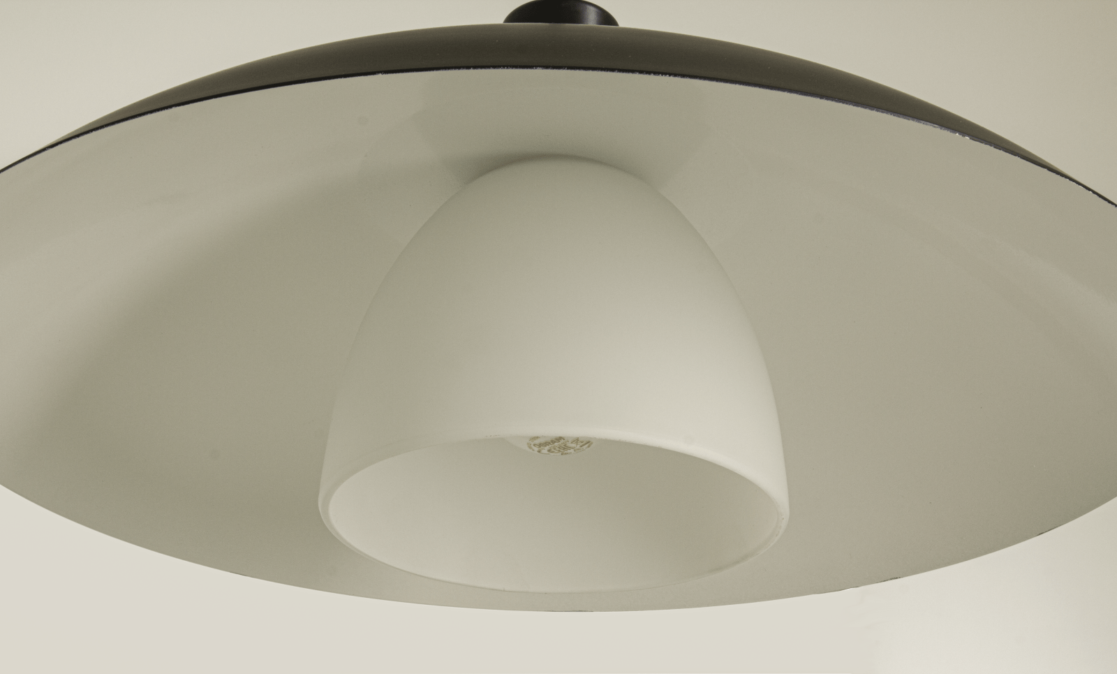 Aneta Lighting ALFA taklampa, svart - Azalea Home