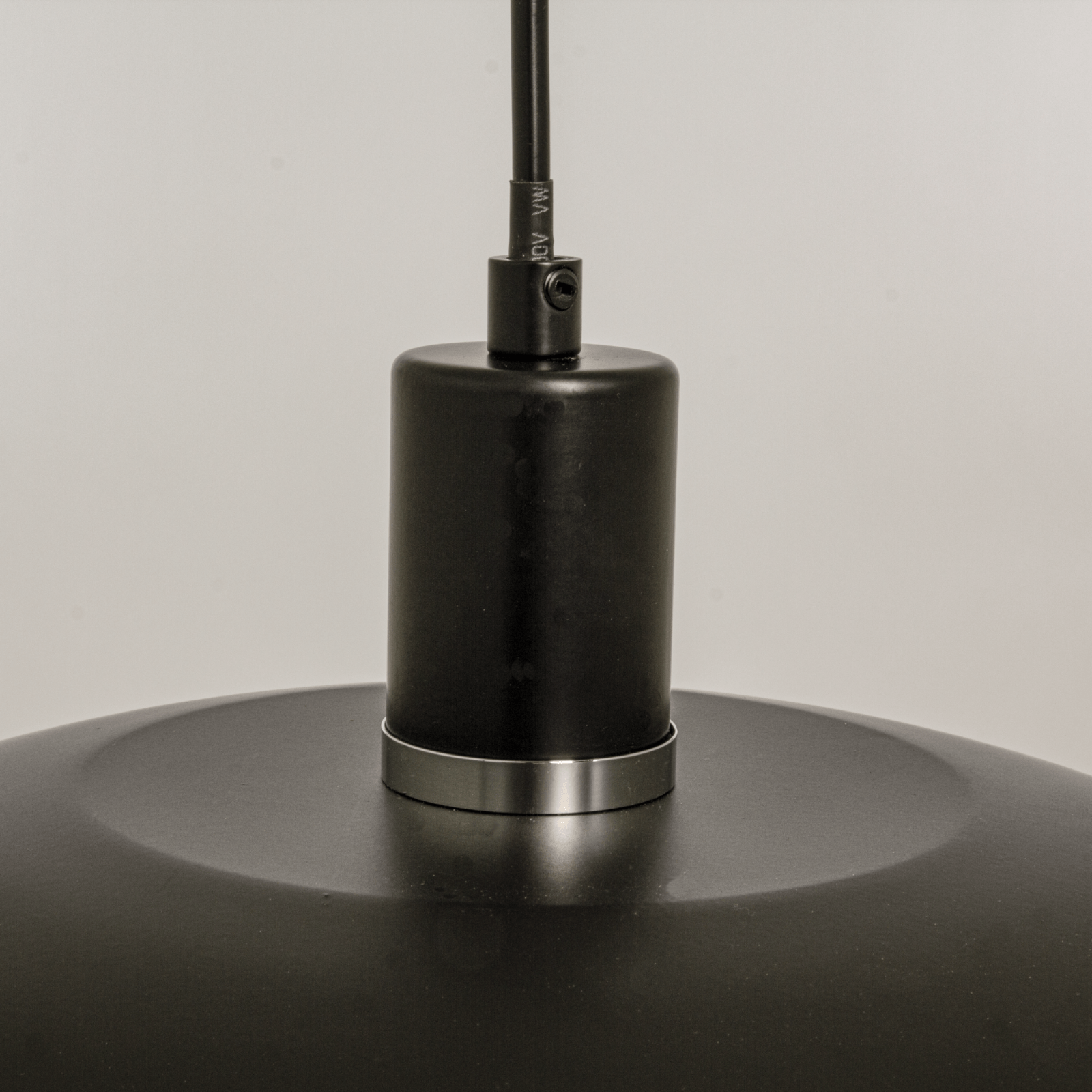 Aneta Lighting ALFA taklampa, svart - Azalea Home