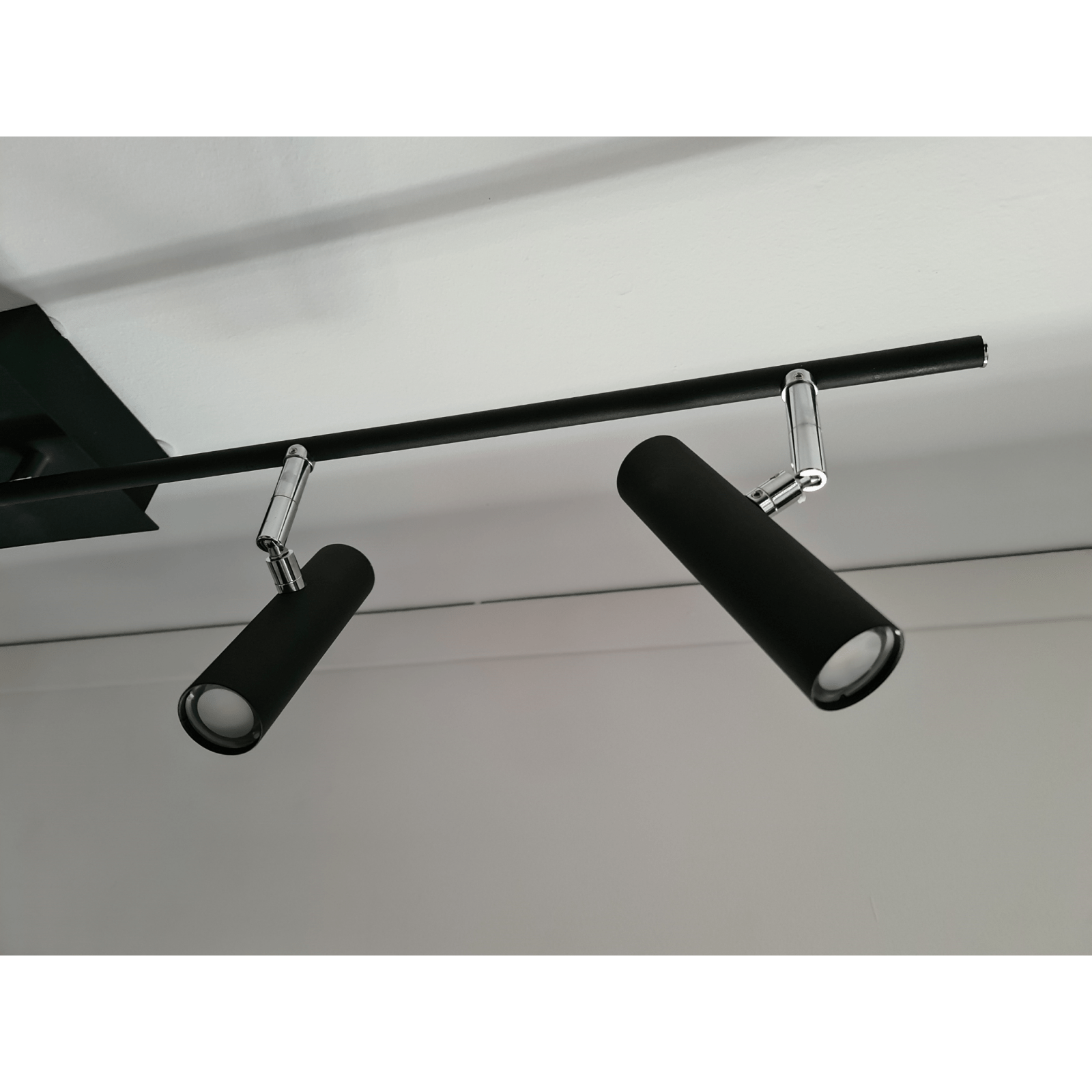 Aneta Lighting ARTIC takspot rak 5:a, svart - Azalea Home