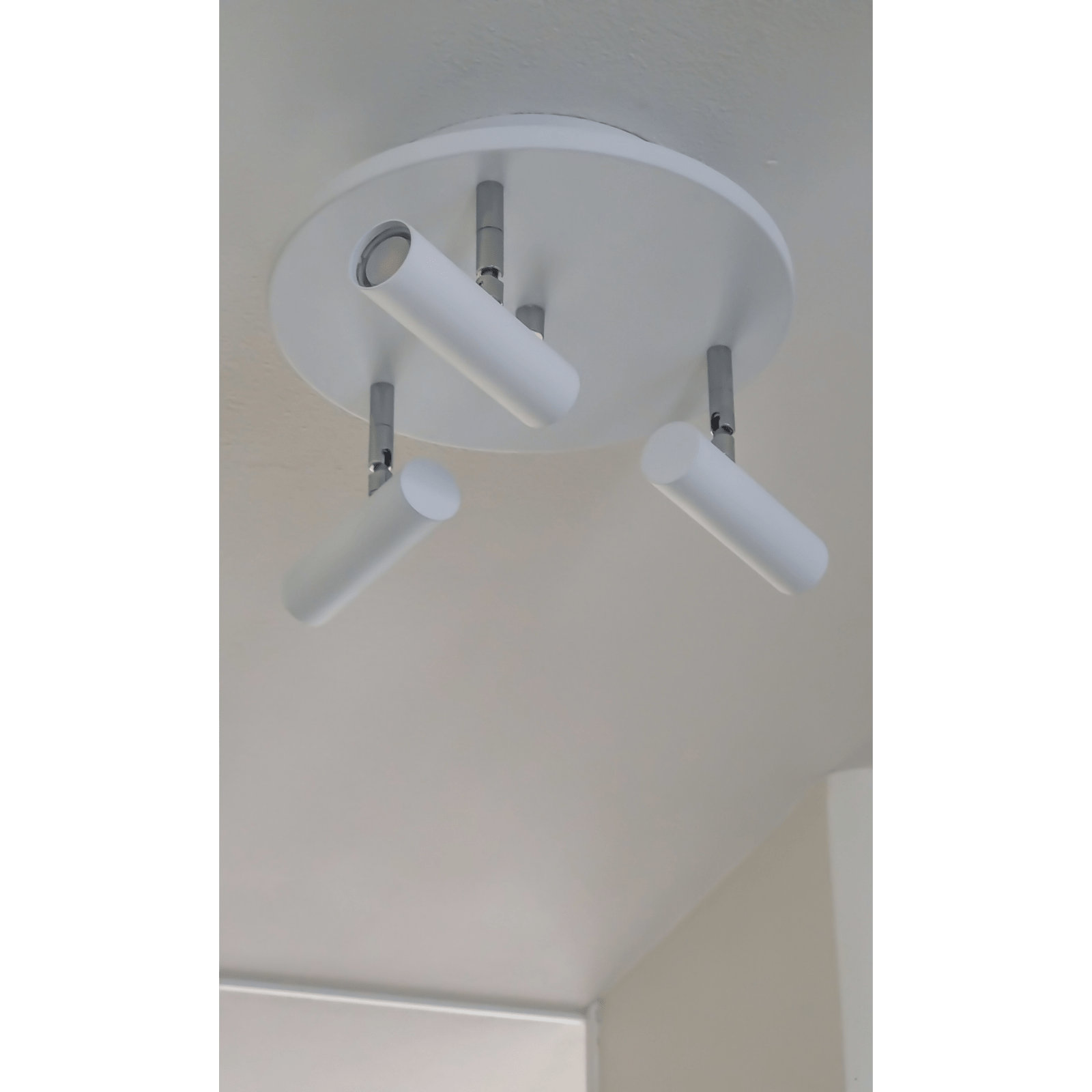 Aneta Lighting ARTIC takspot rund 3:a, vit - Azalea Home