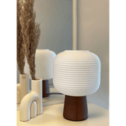 Aneta Lighting AURA bordlampa, bruntbets/vit - Azalea Home