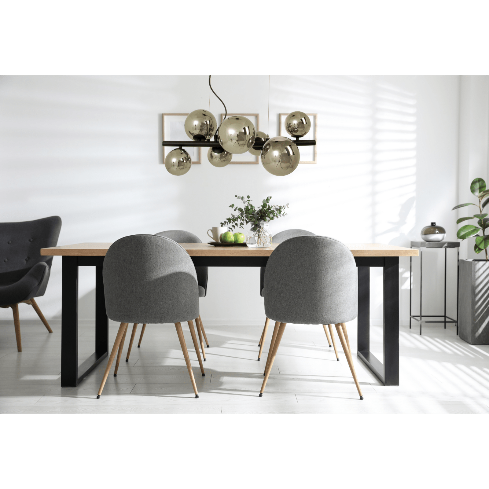 rök - Azalea Home