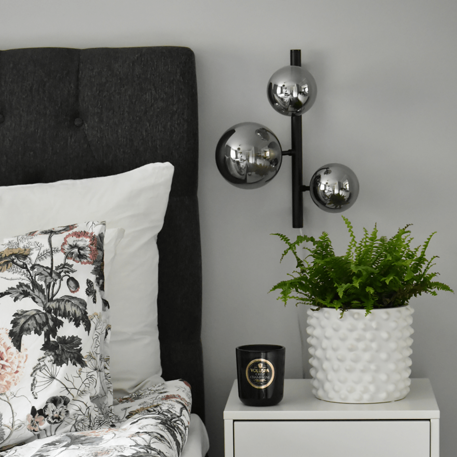 Aneta Lighting MOLEKYL vägglampa, svart/rök - Azalea Home