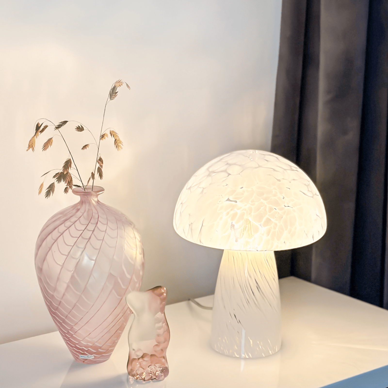 Aneta Lighting MUSHI bordslampa stor, vit - Azalea Home