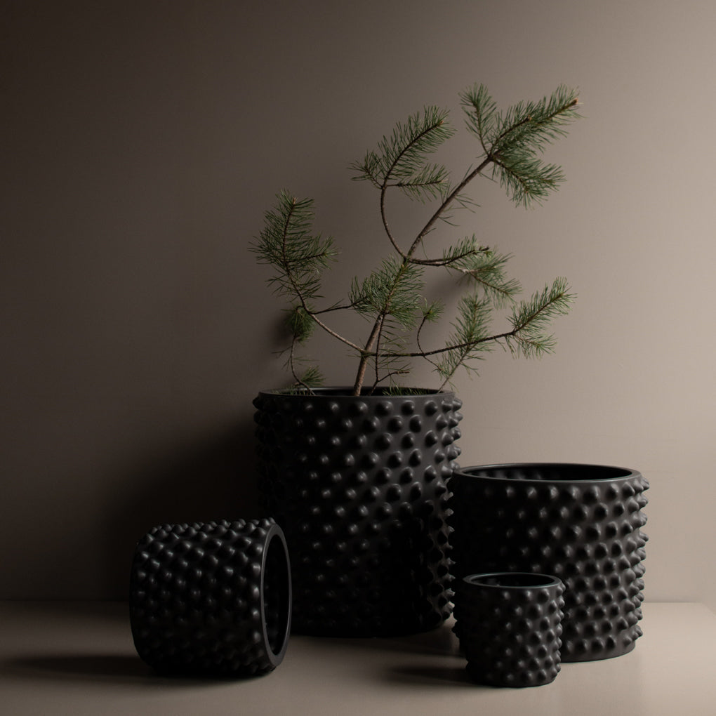 aw22_cloudy_dark_grey_square-1.jpg