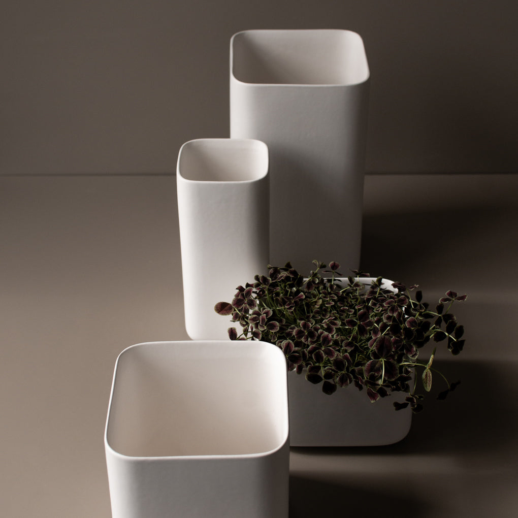aw22_cube_white_square-2-33513.jpg
