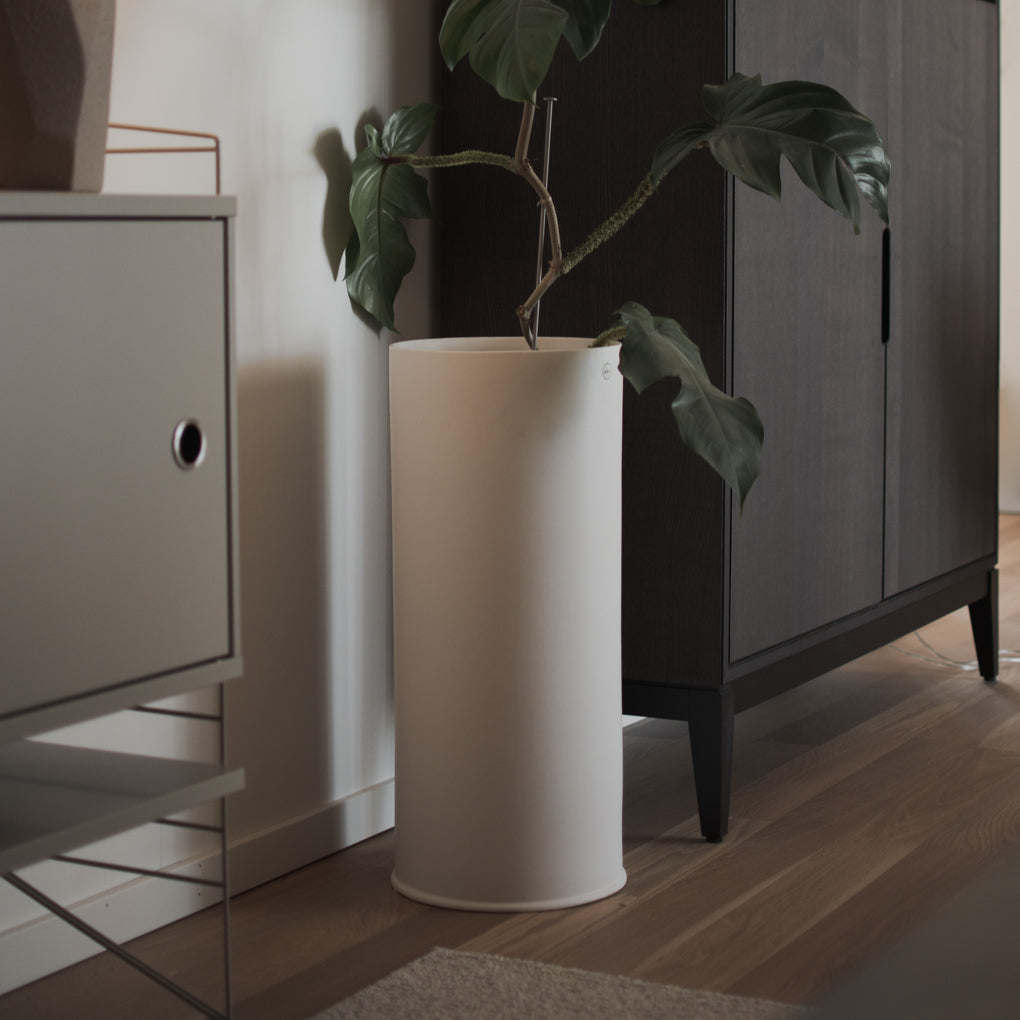 aw23_astillbe_floor_white_square-5.jpg