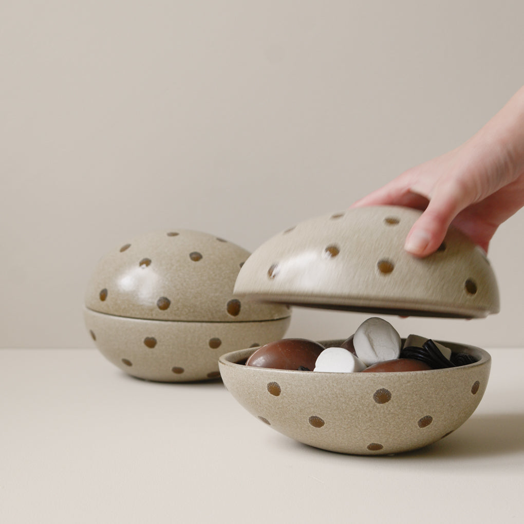 NEST Skål Påskägg, Beige Dot