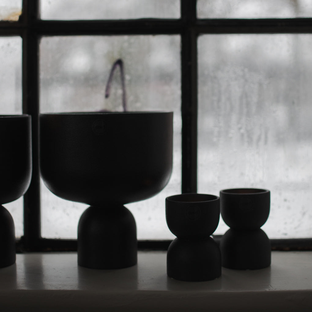 POST Kruka Large Ø18, cast iron