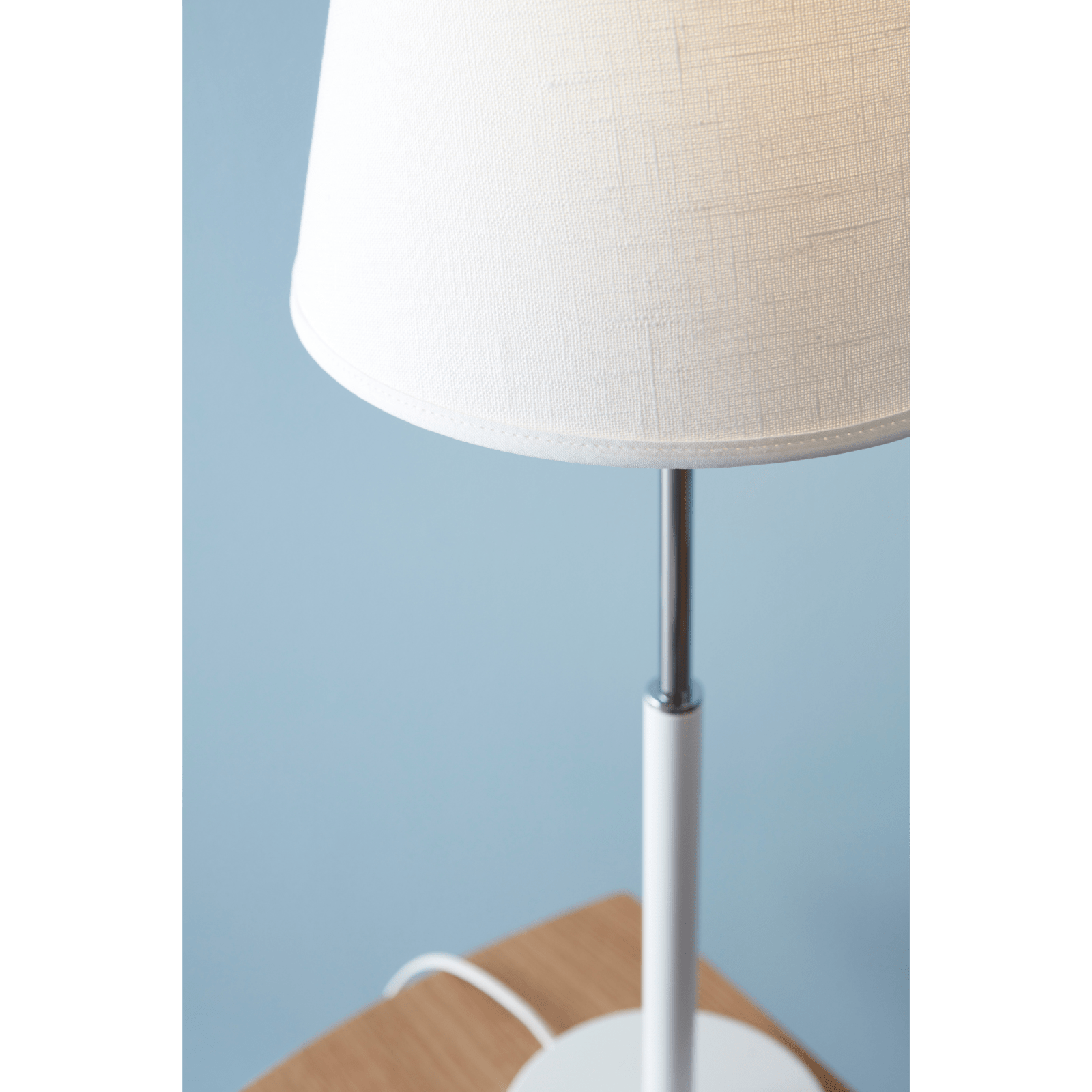 Belid Bordslampa Costello mattvit - Azalea Home