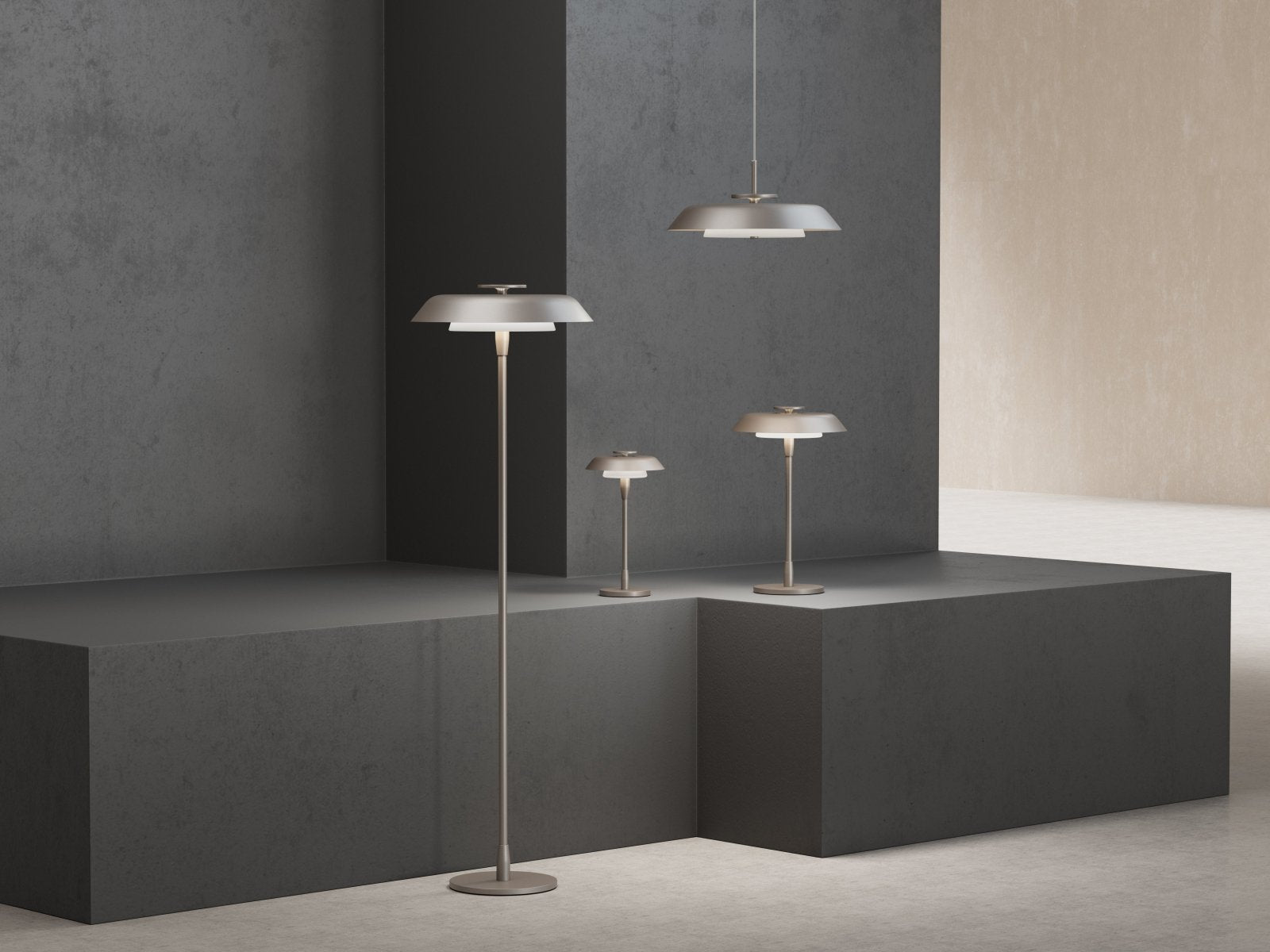Belid Golvlampa Horisont 141cm metallic champagne - Azalea Home